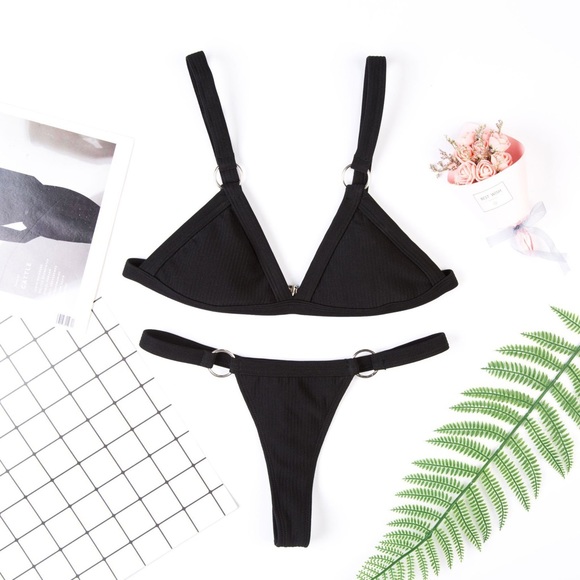 Black Bikini Set - Picture 2 of 4